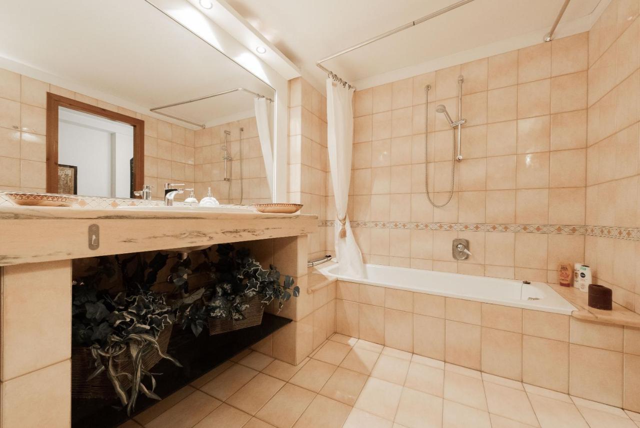Realkasa Azeglio Apartments Bologna Luaran gambar